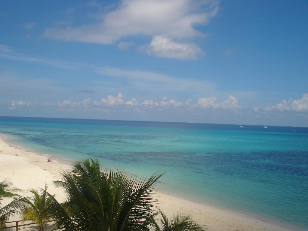 Beachouse Dive Hostel Cozumel Exteriör bild